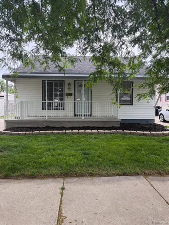 $165,000 | 3613 21st Street, Wyandotte, MI 48192
