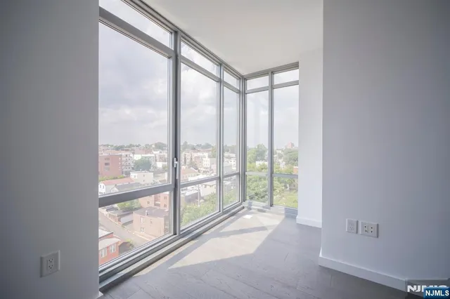 $1,350,000 | 320 Adolphus Avenue, Unit 401, Cliffside Park, NJ 07010