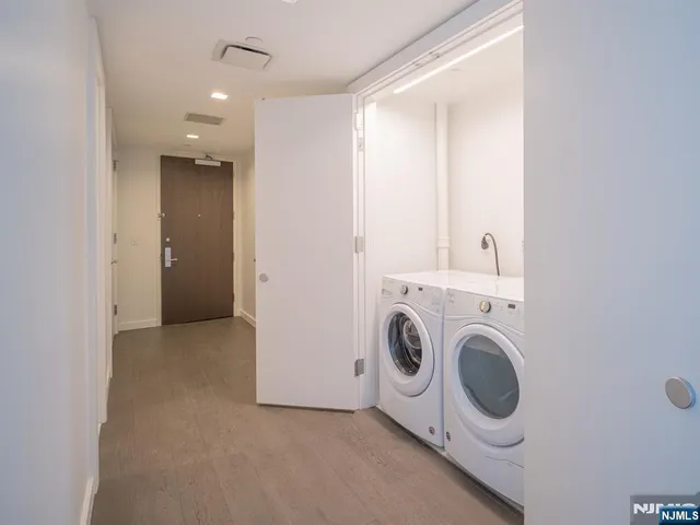 $1,350,000 | 320 Adolphus Avenue, Unit 401, Cliffside Park, NJ 07010