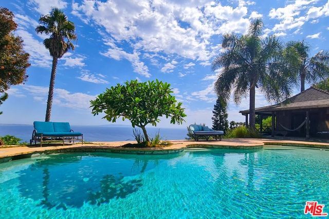 $2,300,000 | 20404 Little Rock Way, Malibu, CA 90265