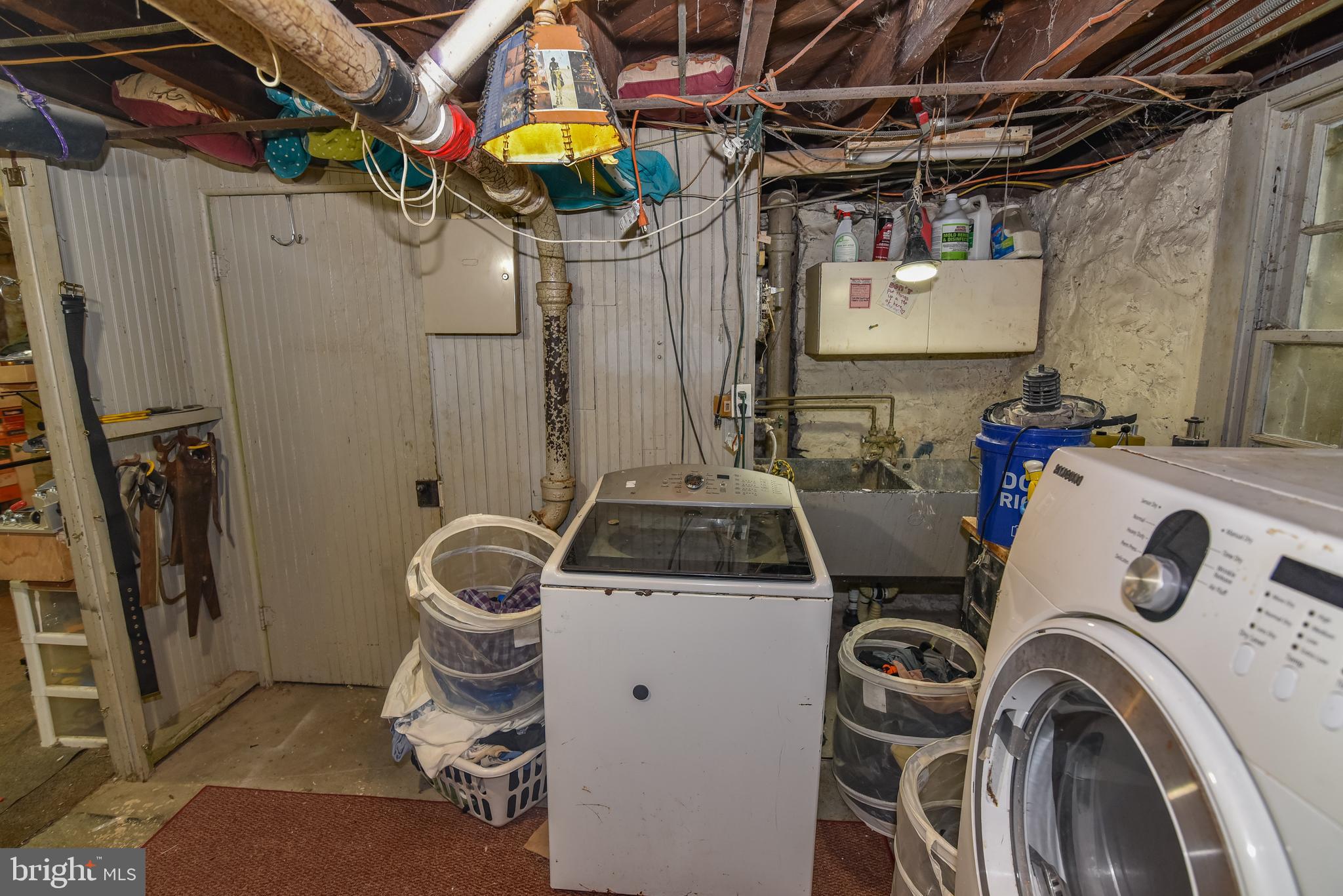 24 Merrymount Road Baltimore, MD 21210 - Photo 40 of 48 a utility room with dryer and washer