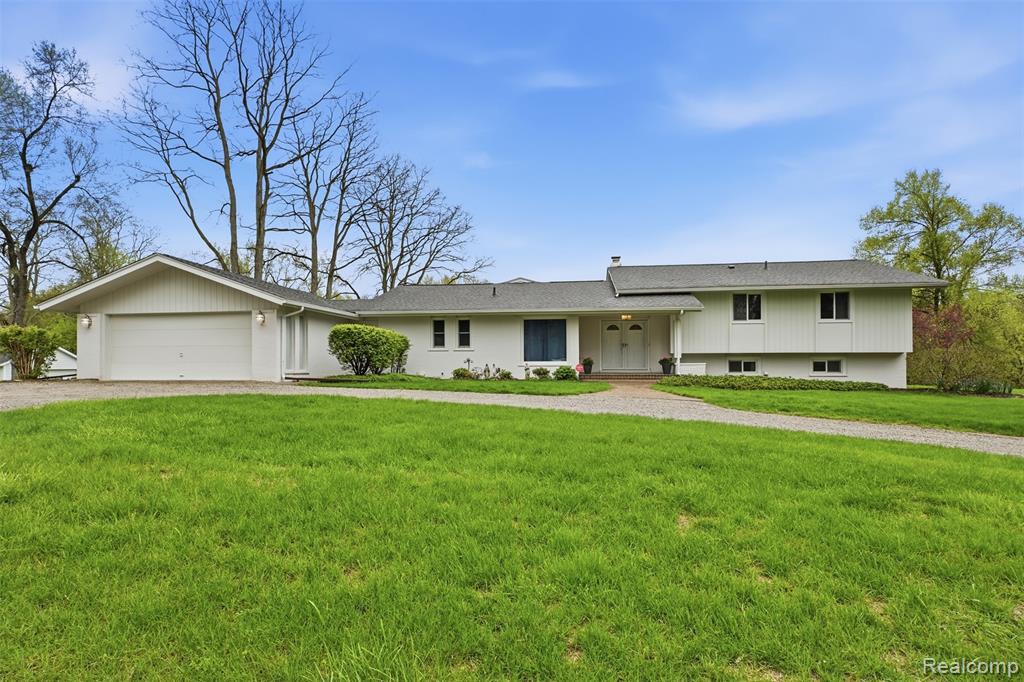 1700 Washington Road Rochester, MI 48306 - Photo 9 of 44