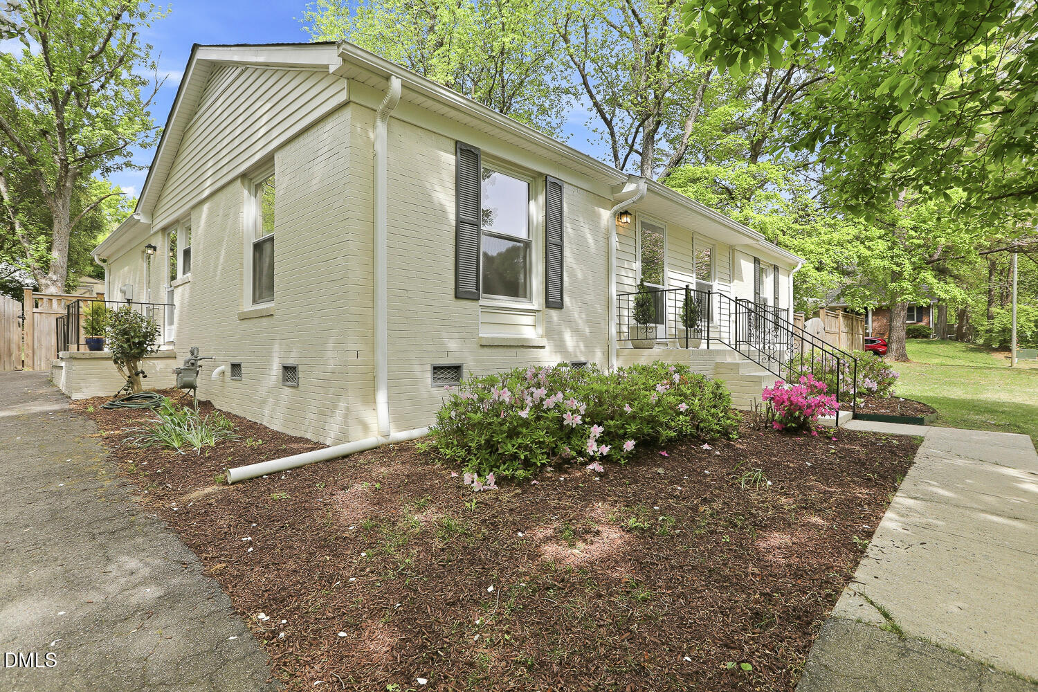 200 Brandon Court Raleigh, NC 27609 - Photo 40 of 43 200 Brandon Ct Raleigh NC-large-054-005-