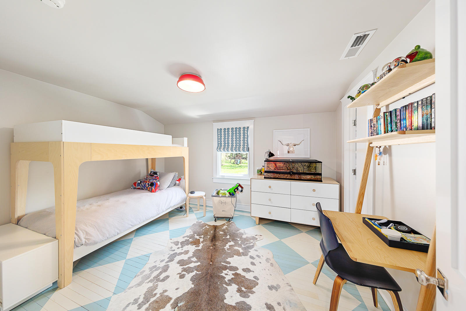 27 Searles Road Darien, CT 06820 - Photo 26 of 56 a living room with furniture and a couch
