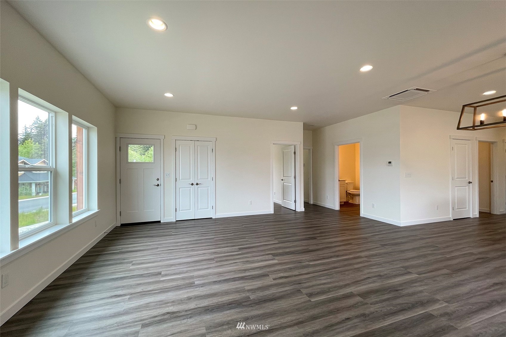 1403 Rook Drive Port Angeles, WA 98362 - Photo 8 of 40 Gallery Image 8