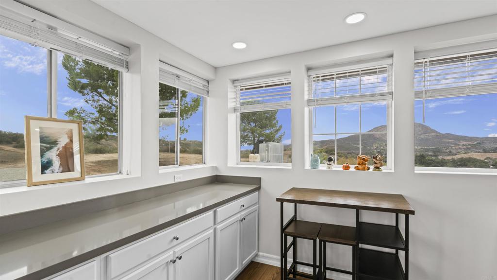 39260 Grassy Road Temecula, CA 92592 - Photo 28 of 53 Apartment Kitchen 2