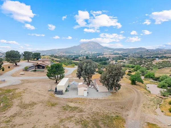 $945,000 | 39260 Grassy Road, Temecula, CA 92592