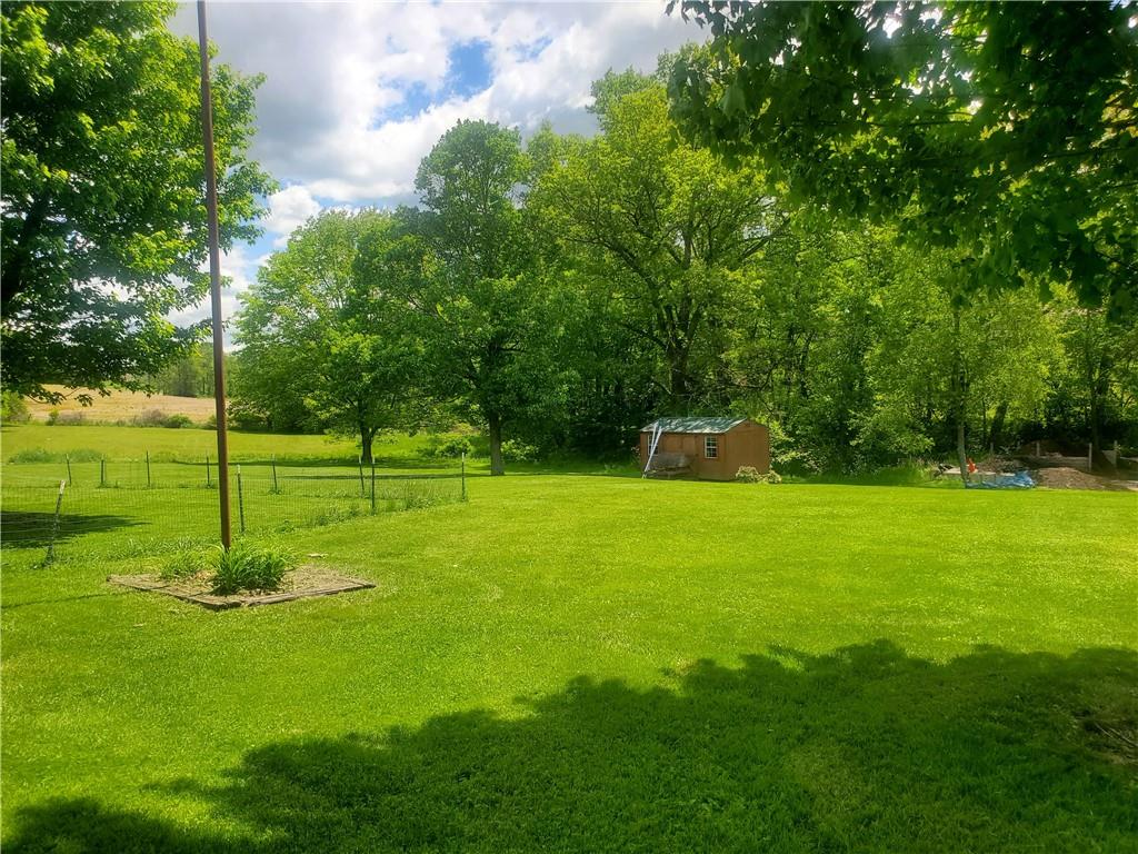 132 Laird's Crossing Road Worthington, PA 16262 - Photo 3 of 20 a garden view