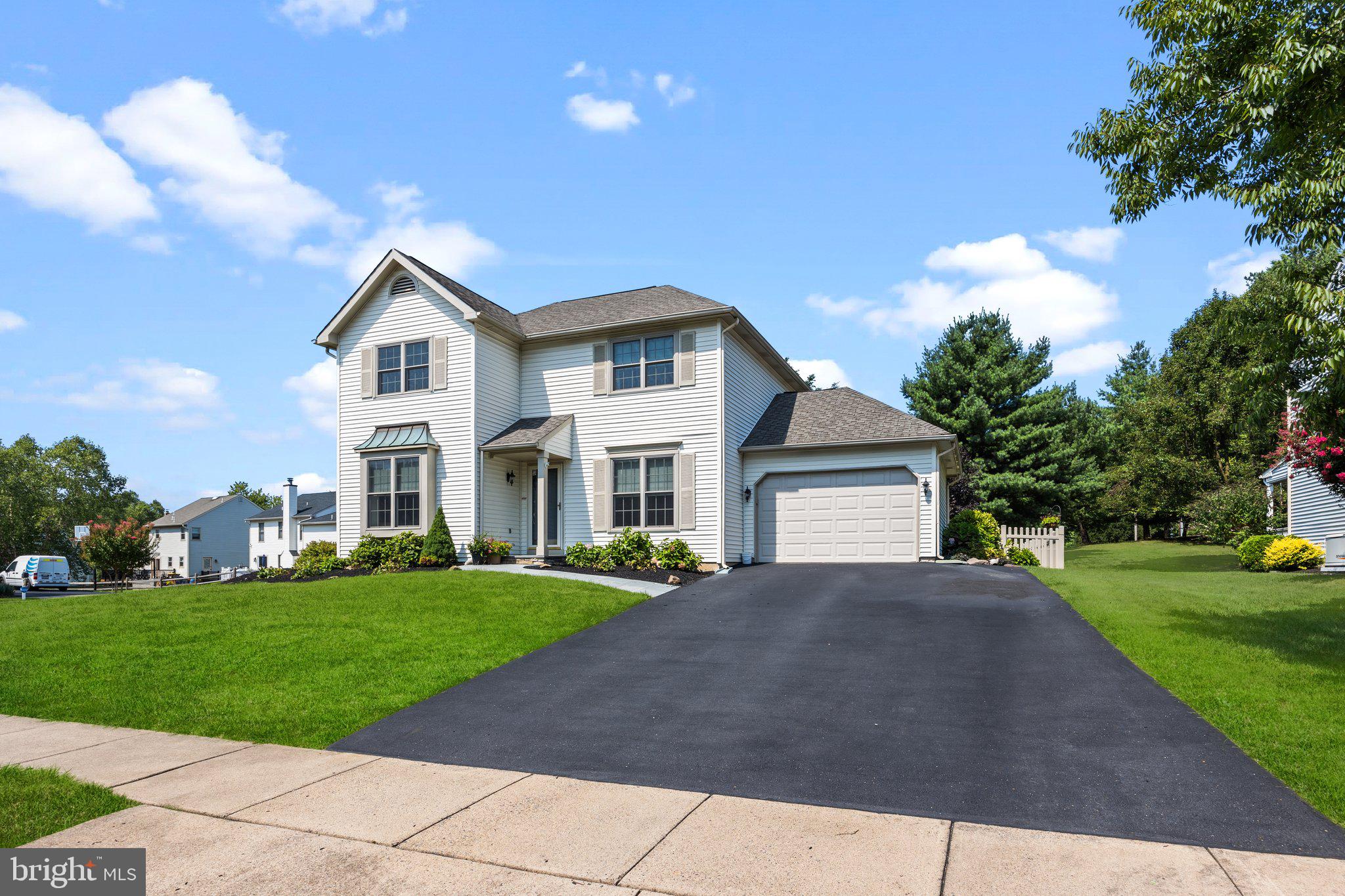 2 Ruby Court Newtown, PA 18940 - Photo 3 of 52