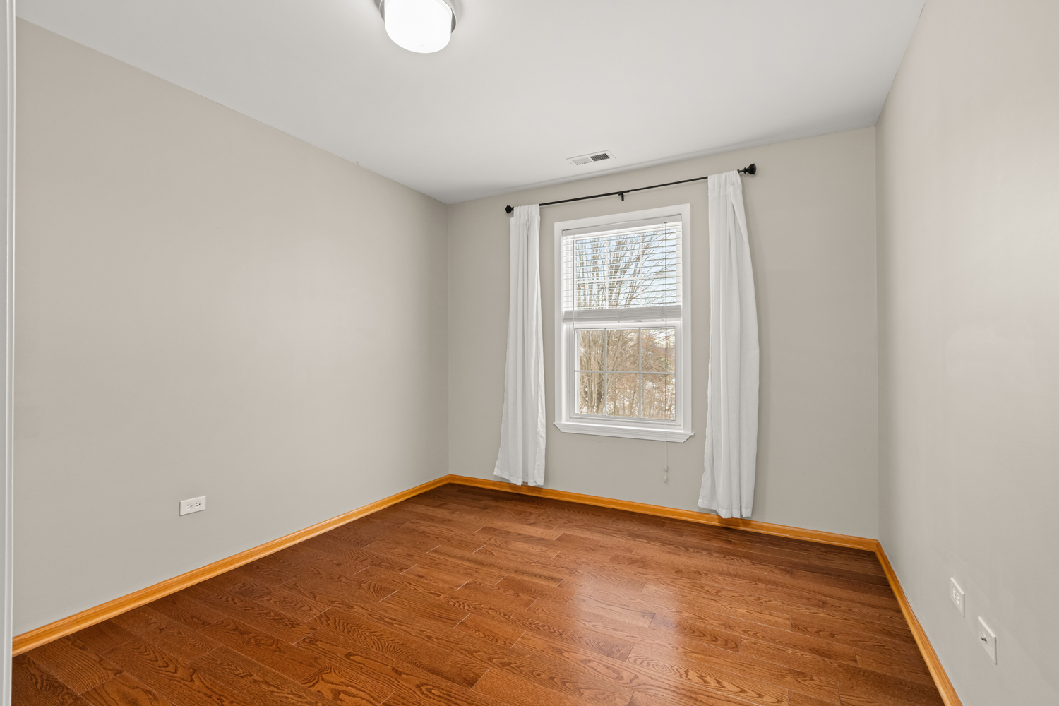 754 Rockhurst Road Bolingbrook, IL 60440 - Photo 14 of 27