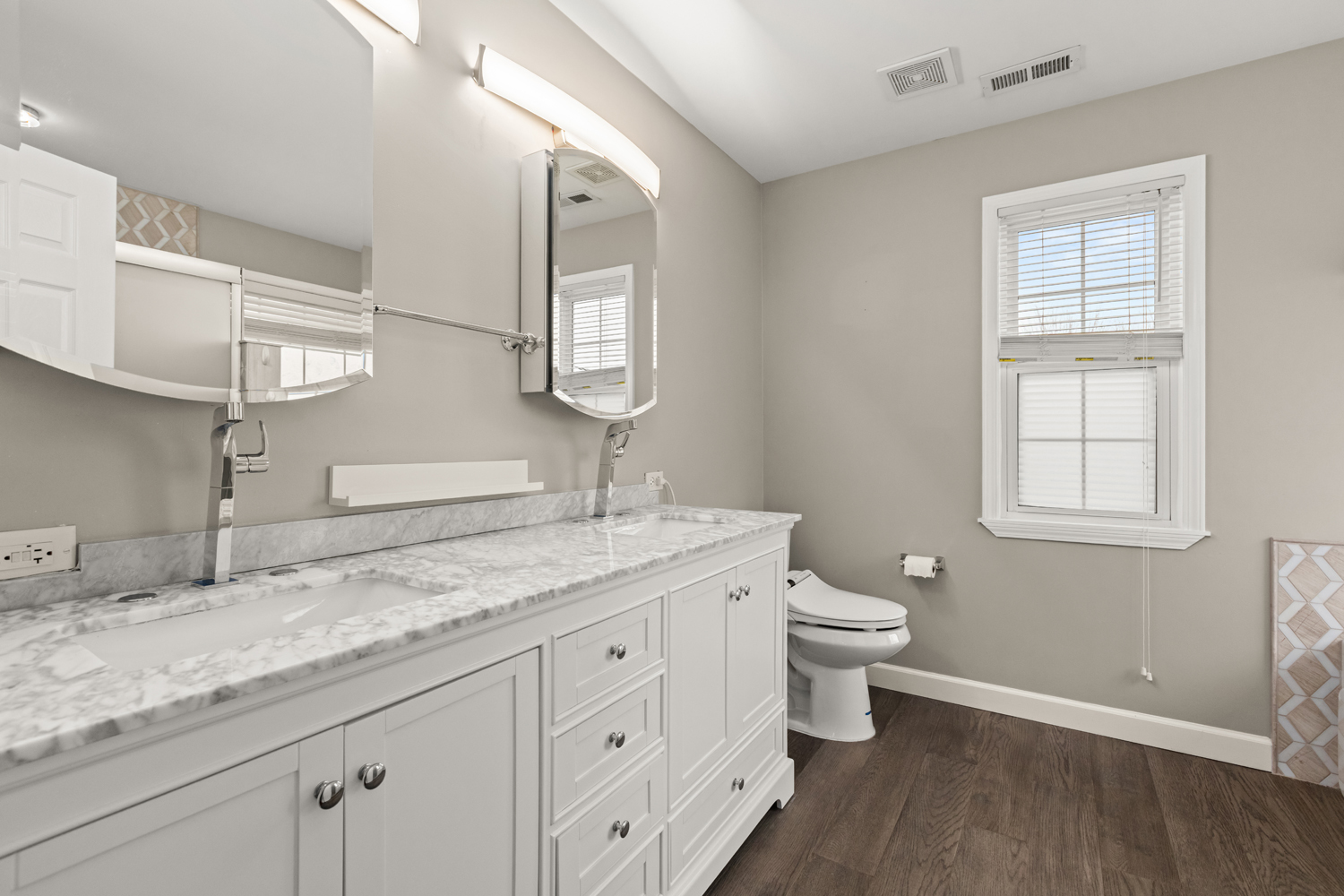 754 Rockhurst Road Bolingbrook, IL 60440 - Photo 10 of 27