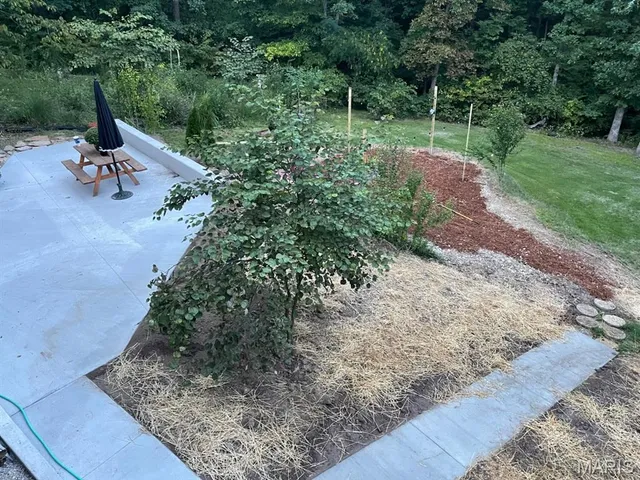 $389,900 | 110 Walker Road, Troy, MO 63379