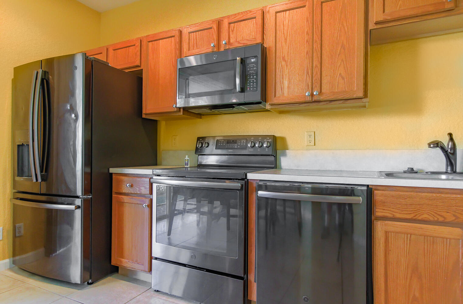 2356 Center Stone Lane Riviera Beach, FL 33404 - Photo 4 of 11 A-6