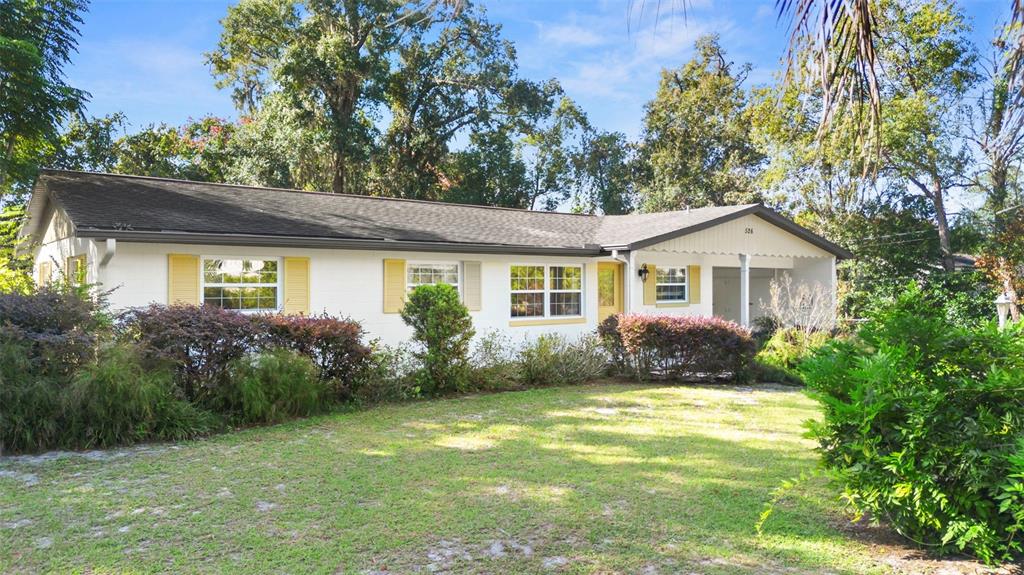 526 Cumberland Road DeLand, FL 32724 - Photo 8 of 44 Gallery Image 8