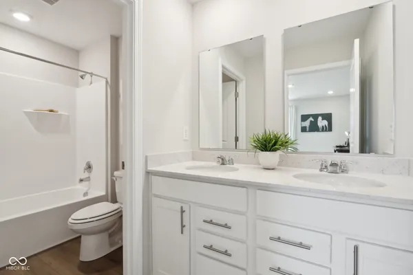 $366,900 | 1615 Henry Street, Fortville, IN 46040