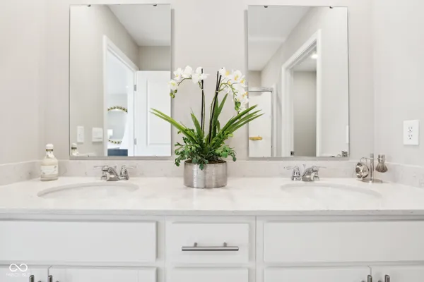 $366,900 | 1615 Henry Street, Fortville, IN 46040