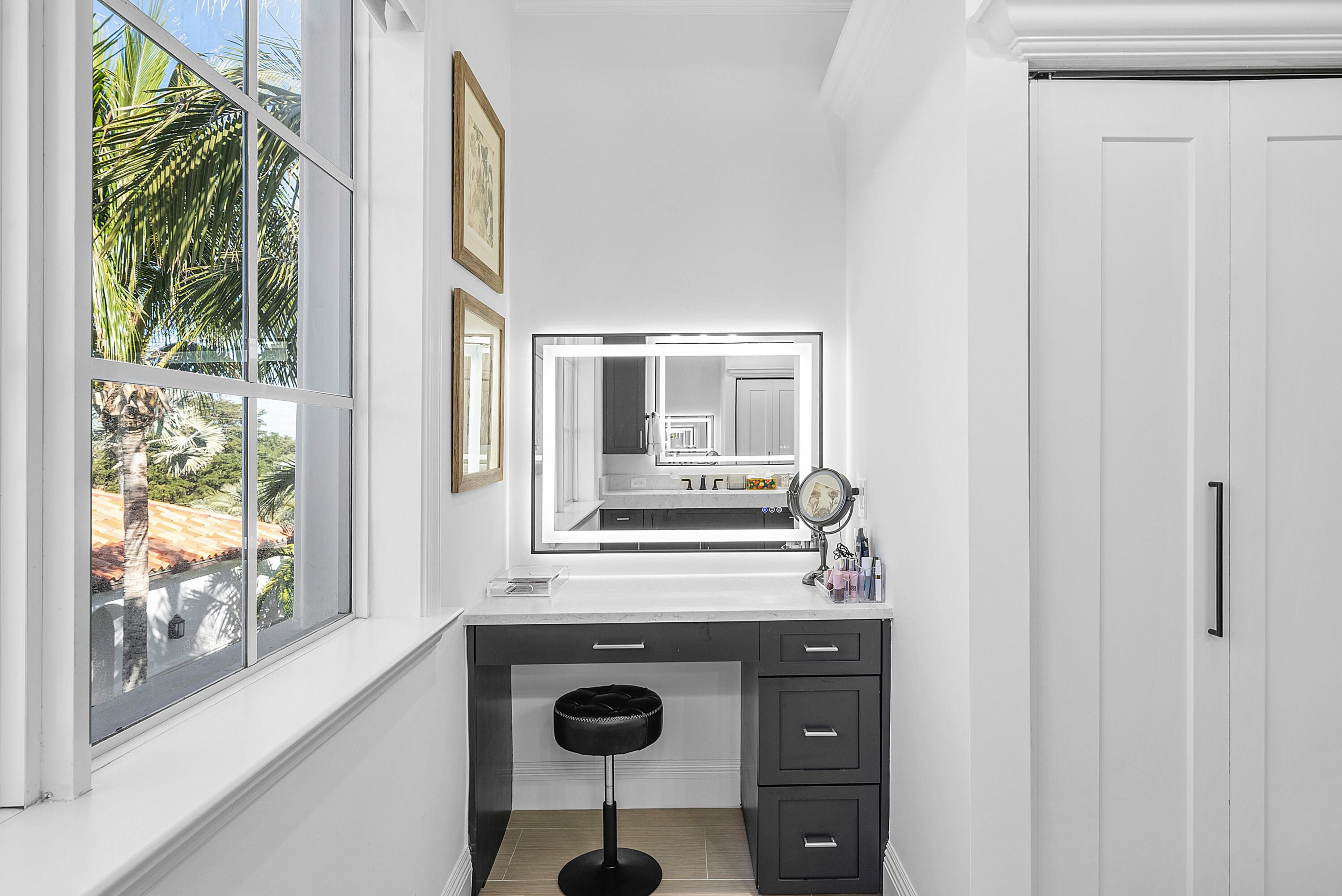 6102 North Ocean Boulevard Ocean Ridge, FL 33435 - Photo 59 of 86 Primary Bath/Makeup
