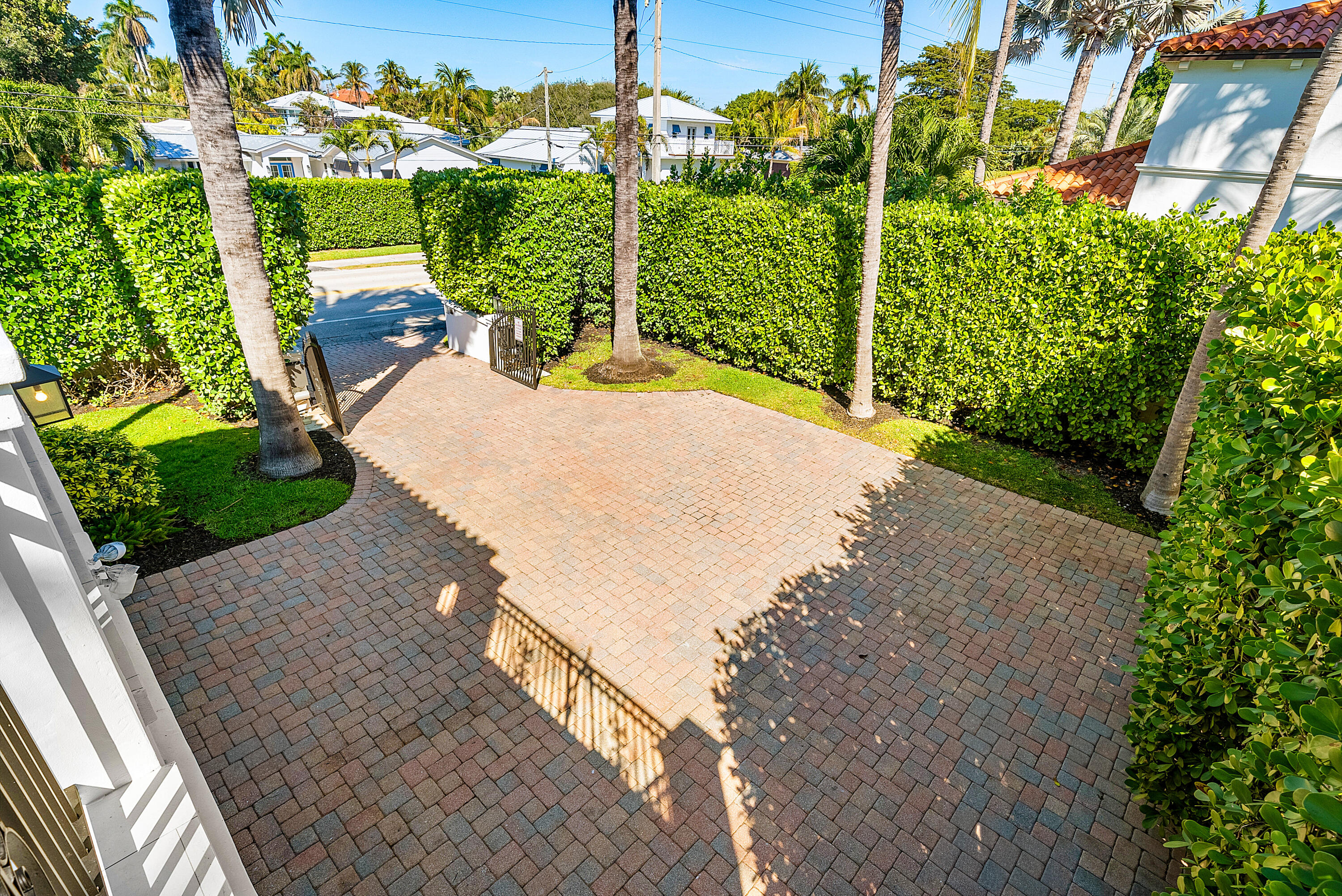6102 North Ocean Boulevard Ocean Ridge, FL 33435 - Photo 72 of 86 Guest Balcony