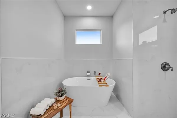 $2,350 | 3719 16th Street West, Lehigh Acres, FL 33971