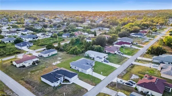 $2,350 | 3719 16th Street West, Lehigh Acres, FL 33971