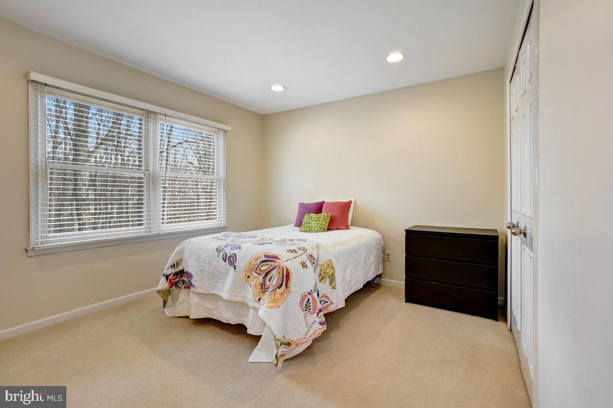 11628 Deer Forest Road Reston, VA 20194 - Photo 36 of 50 Bedroom