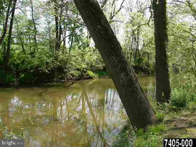 185 Canal Road York, PA 17406 - Photo 24 of 25 Gallery Image 24
