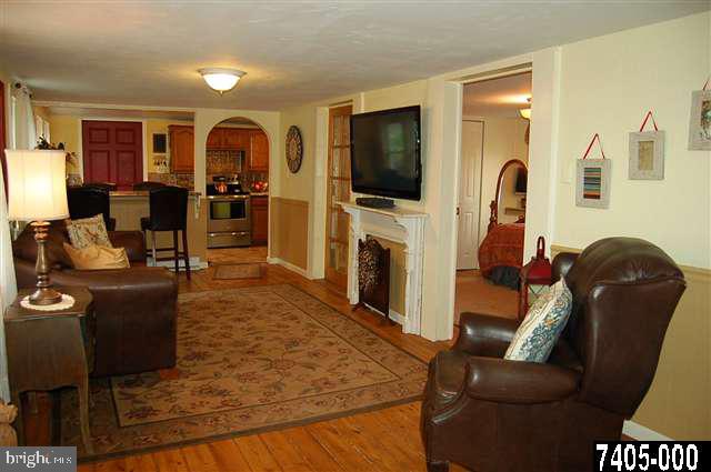 185 Canal Road York, PA 17406 - Photo 6 of 25 Gallery Image 6