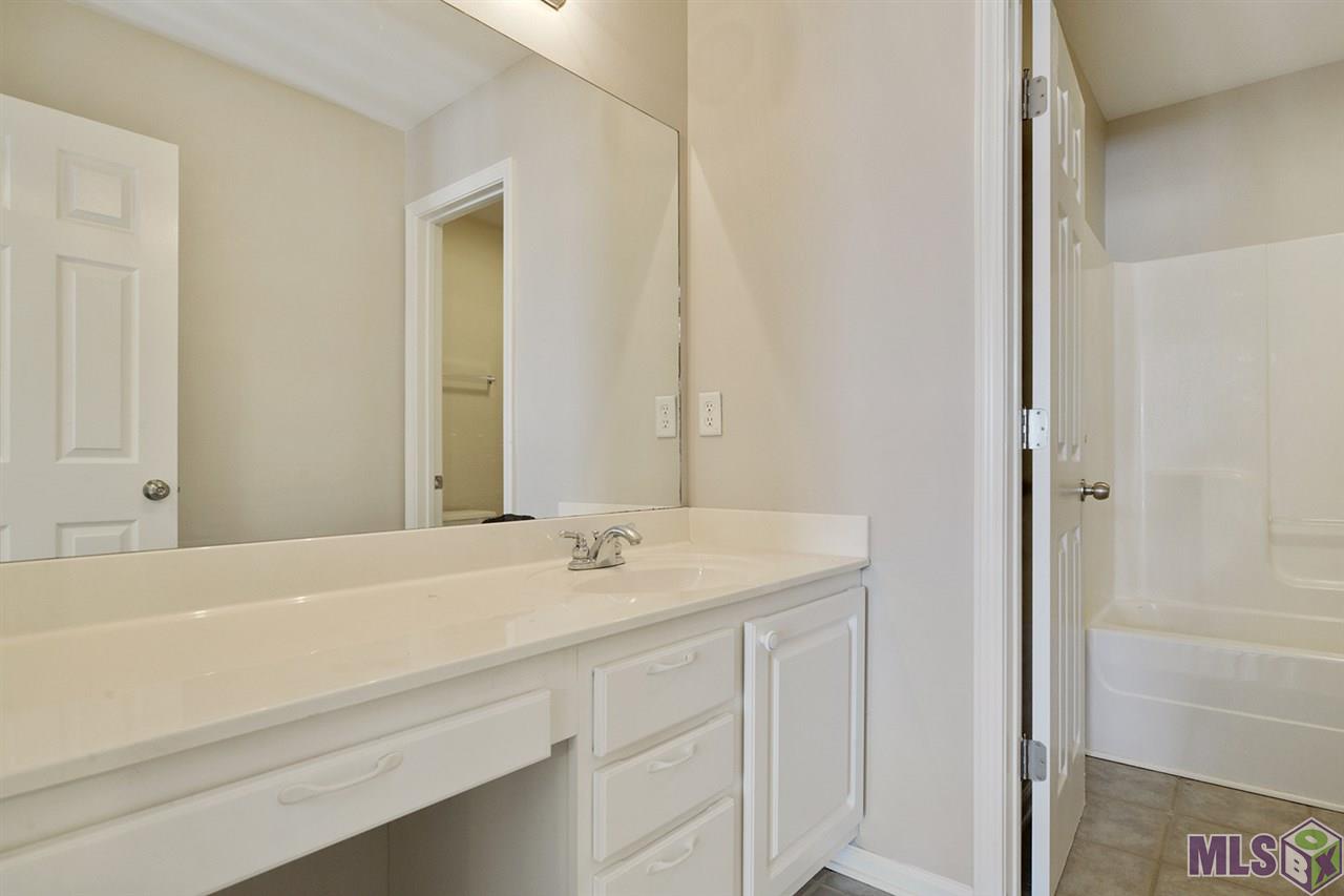 10035 Chestnut Drive Baton Rouge, LA 70809 - Photo 18 of 25 Gallery Image 18