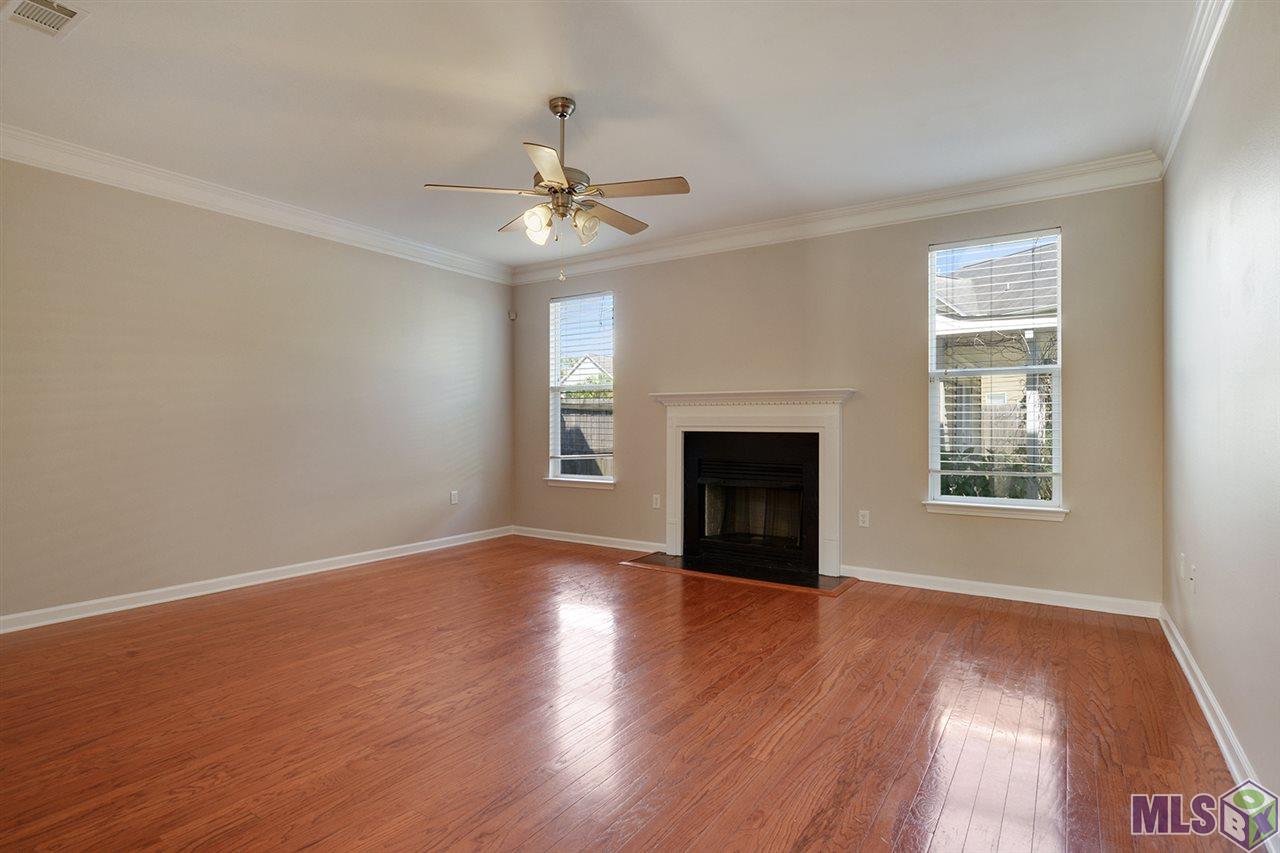 10035 Chestnut Drive Baton Rouge, LA 70809 - Photo 3 of 25 Gallery Image 3