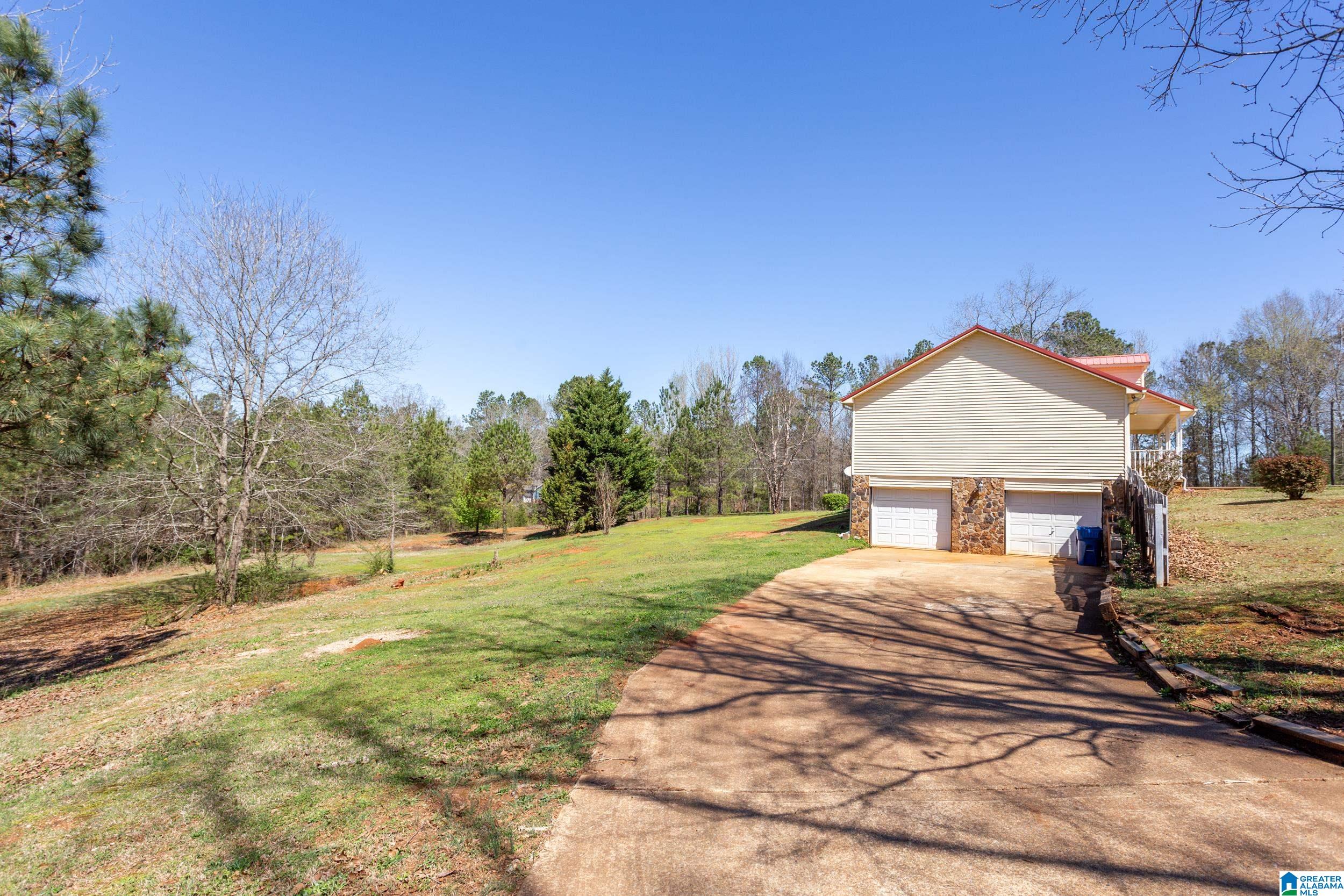 726 Arrowhead Lane Talladega, AL 35160 - Photo 28 of 34