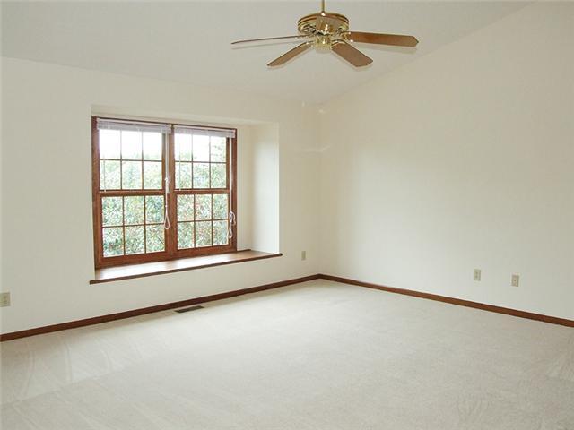 30 Ridge Side Drive Powell, OH 43065 - Photo 10 of 18 Gallery Image 10