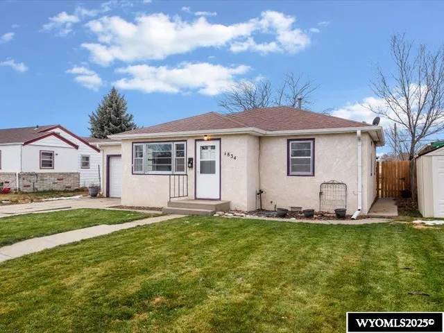 $139,000 | 1834 East E Street, Torrington, WY 82240