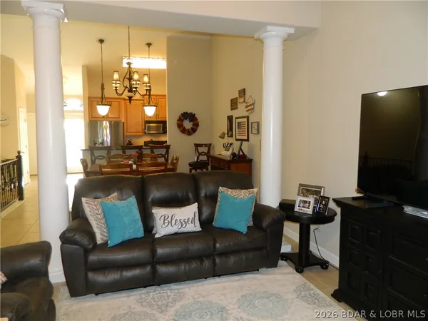 $785,000 | 51 Bay Hill Court, Lake Ozark, MO 65049