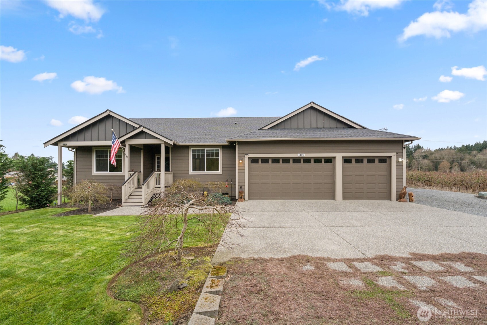 1402 South Machias Road Snohomish, WA 98290 - Photo 2 of 40