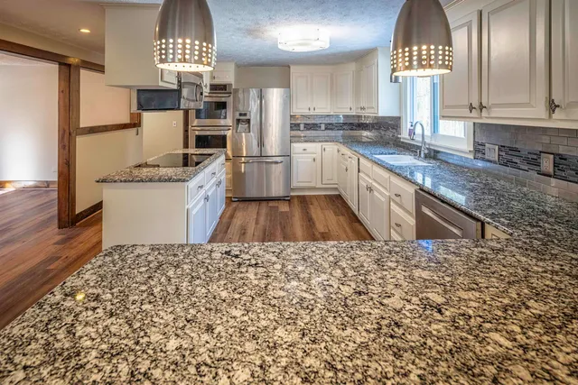 $739,900 | 25 Mill Road, Kingston, NH 03848