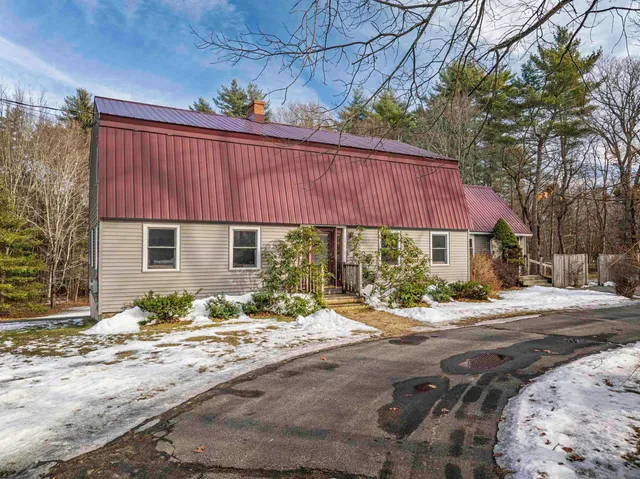 $739,900 | 25 Mill Road, Kingston, NH 03848