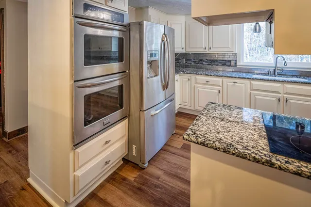 $739,900 | 25 Mill Road, Kingston, NH 03848