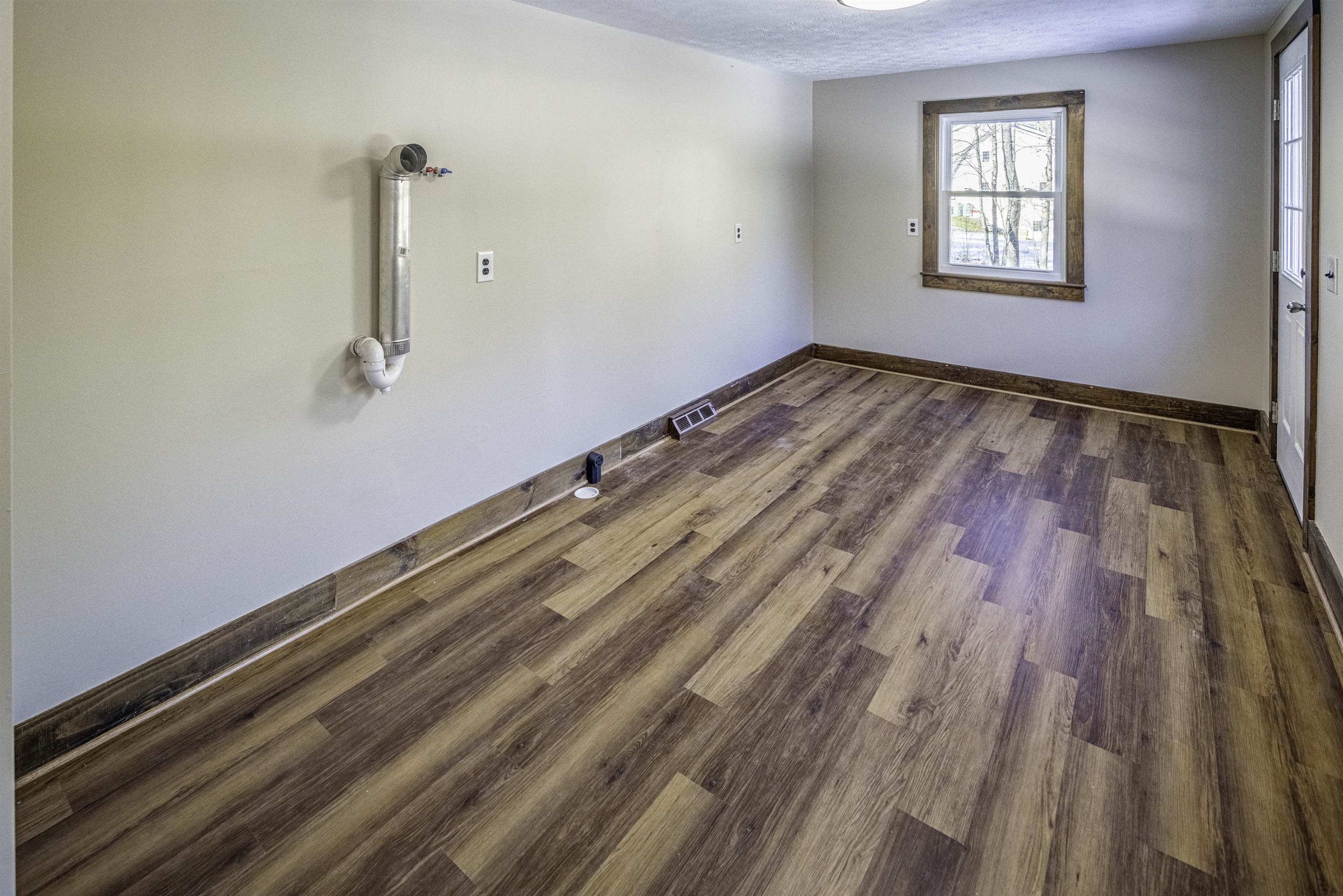 25 Mill Road Kingston, NH 03848 - Photo 22 of 51