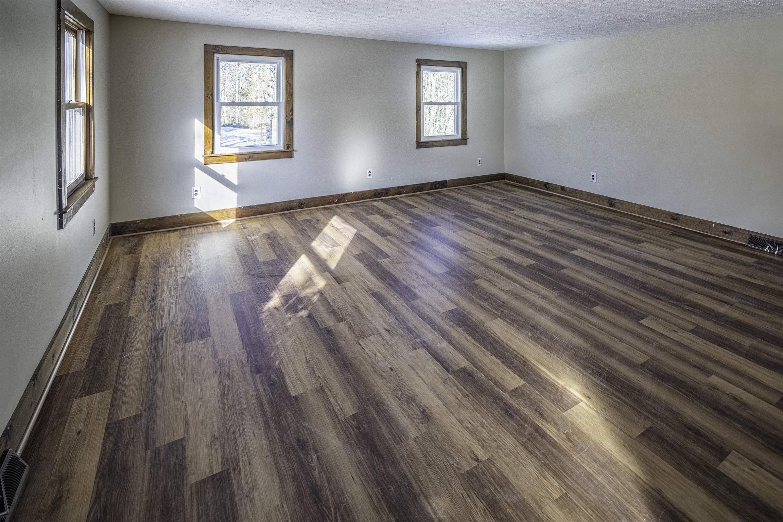 25 Mill Road Kingston, NH 03848 - Photo 26 of 51