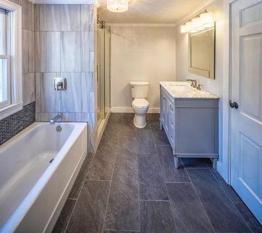 $739,900 | 25 Mill Road, Kingston, NH 03848