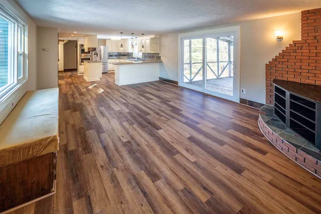 $739,900 | 25 Mill Road, Kingston, NH 03848