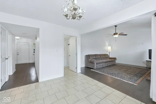 $380,000 | 10959 Gate Circle, Fishers, IN 46038