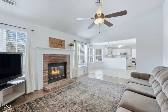 $380,000 | 10959 Gate Circle, Fishers, IN 46038