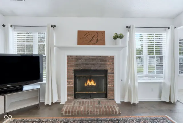 $380,000 | 10959 Gate Circle, Fishers, IN 46038