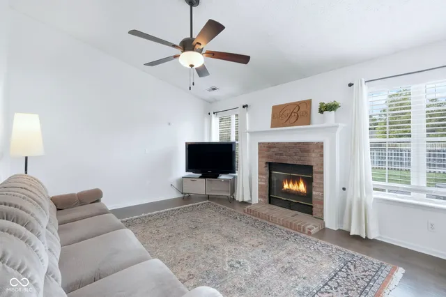 $380,000 | 10959 Gate Circle, Fishers, IN 46038