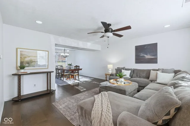 $379,000 | 10959 Gate Circle, Fishers, IN 46038