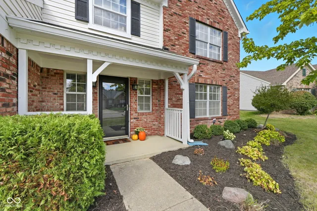 $380,000 | 10959 Gate Circle, Fishers, IN 46038