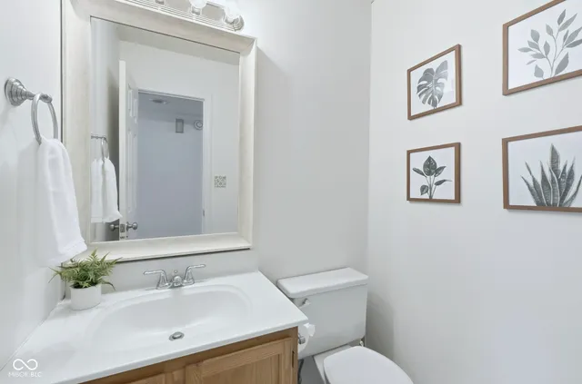 $380,000 | 10959 Gate Circle, Fishers, IN 46038