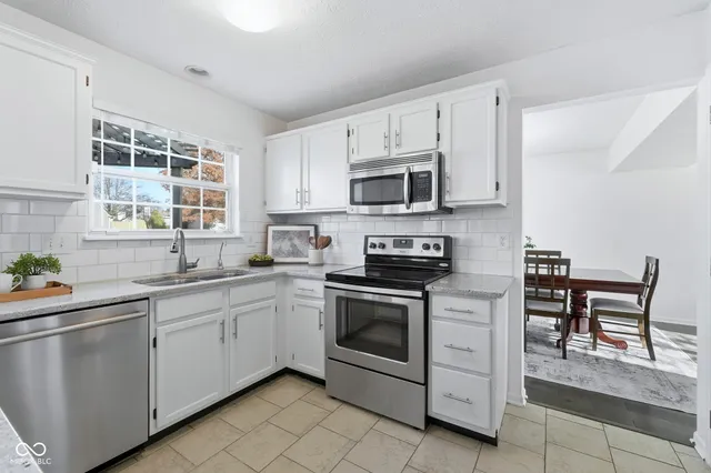 $379,000 | 10959 Gate Circle, Fishers, IN 46038