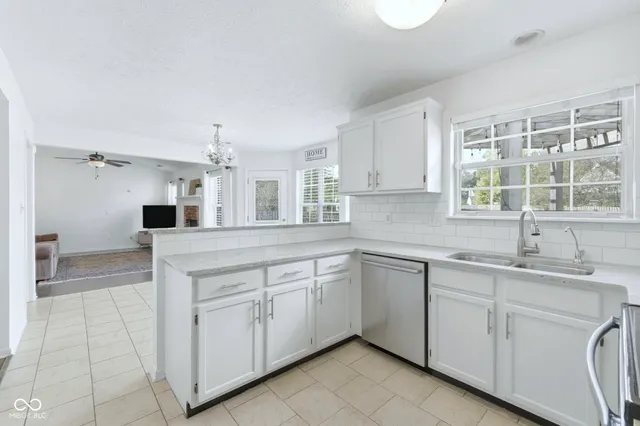 $380,000 | 10959 Gate Circle, Fishers, IN 46038